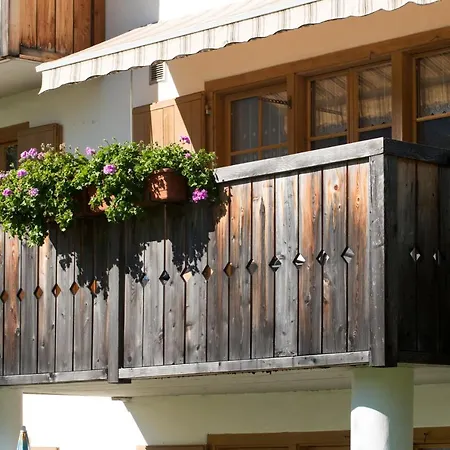 Muntschi Apartment Andeer