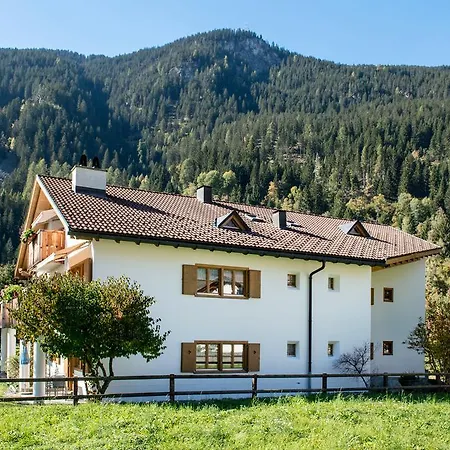 Apartment Muntschi