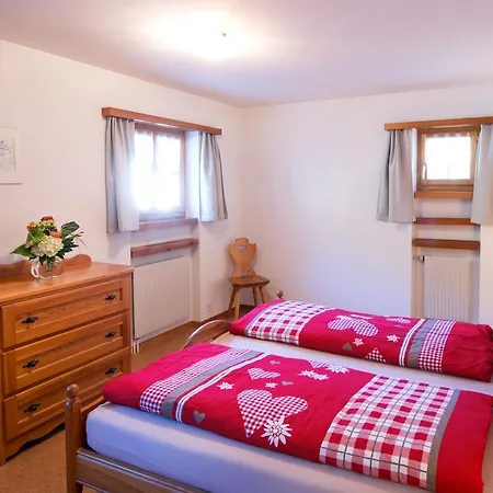 アパート Muntschi